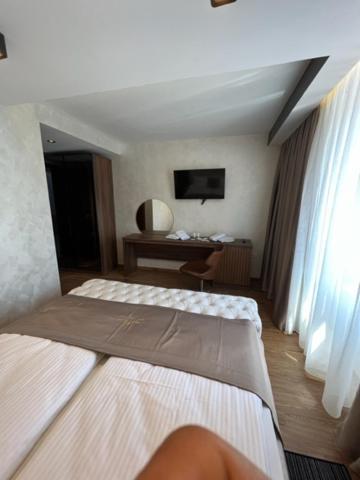 Hotel Palace San Valentino Umag Exterior foto